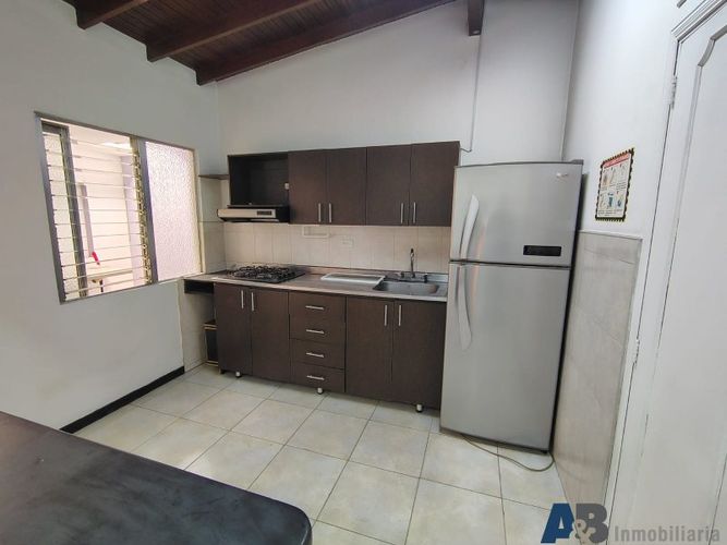 Casa en Arriendo en Laureles, Medellín - Miniatura 13