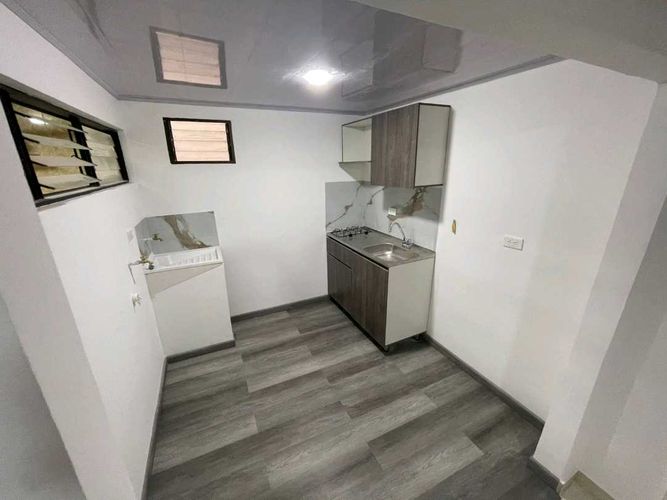 Edificio en Arriendo en Belén, Medellín - Miniatura 2