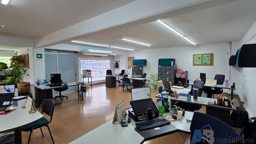 Local en Arriendo en El Poblado, Medellín - Miniatura 10