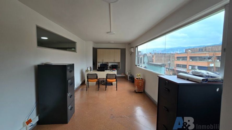 Local en Arriendo en El Poblado, Medellín - Miniatura 12