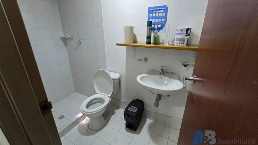 Local en Arriendo en El Poblado, Medellín - Miniatura 20