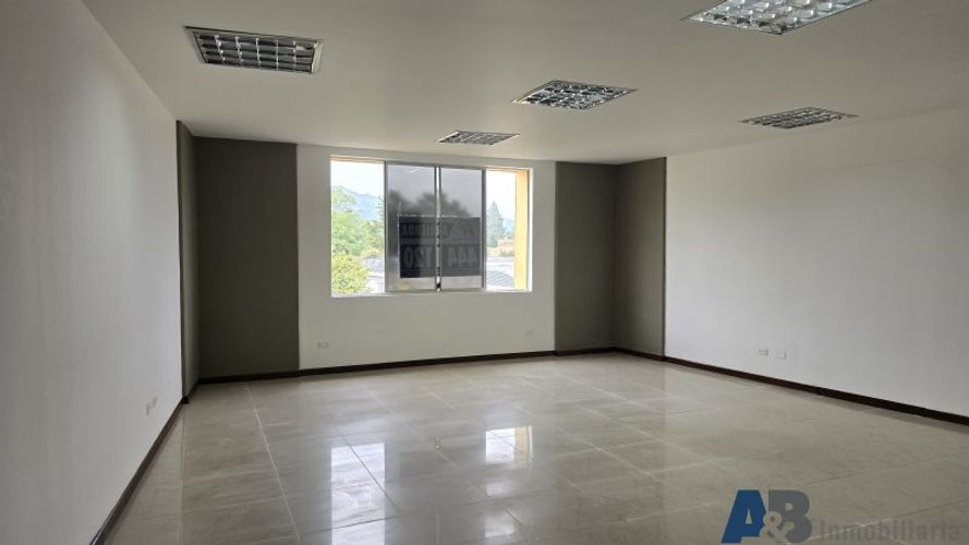 Oficina en  Arriendo en Aeropuerto, Rionegro - Miniatura 5