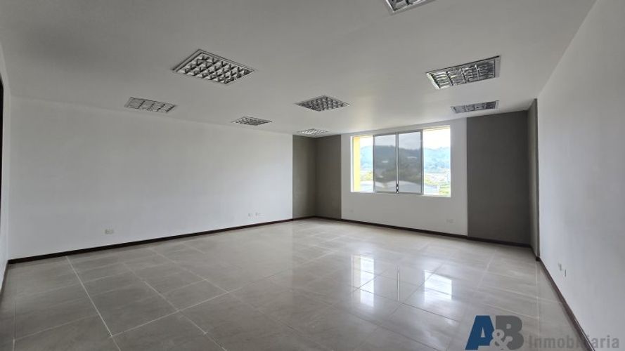 Oficina en  Arriendo en Aeropuerto, Rionegro - Miniatura 6