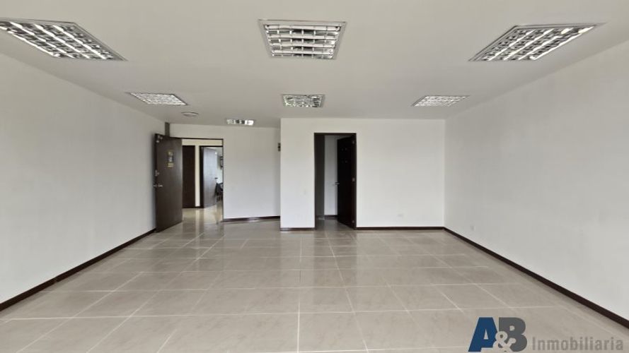 Oficina en  Arriendo en Aeropuerto, Rionegro - Miniatura 8