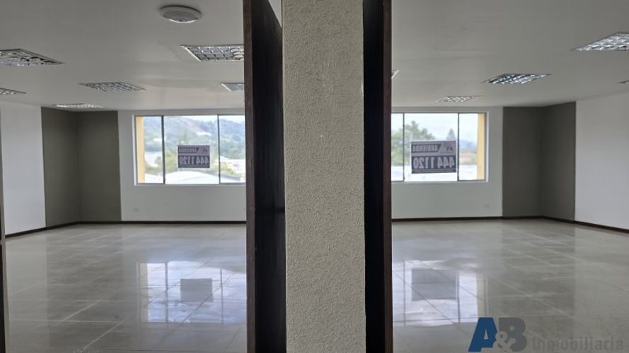 Oficina en  Arriendo en Aeropuerto, Rionegro - Miniatura 16