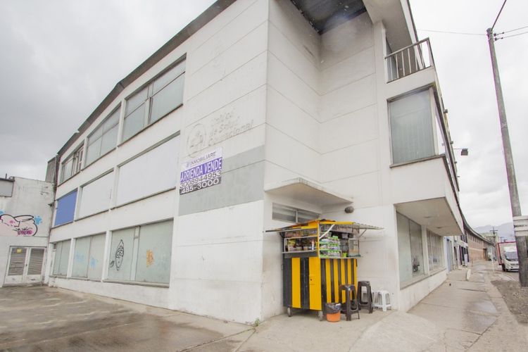 Edificio en  Arriendo en Montevideo, Bogotá - Miniatura 13