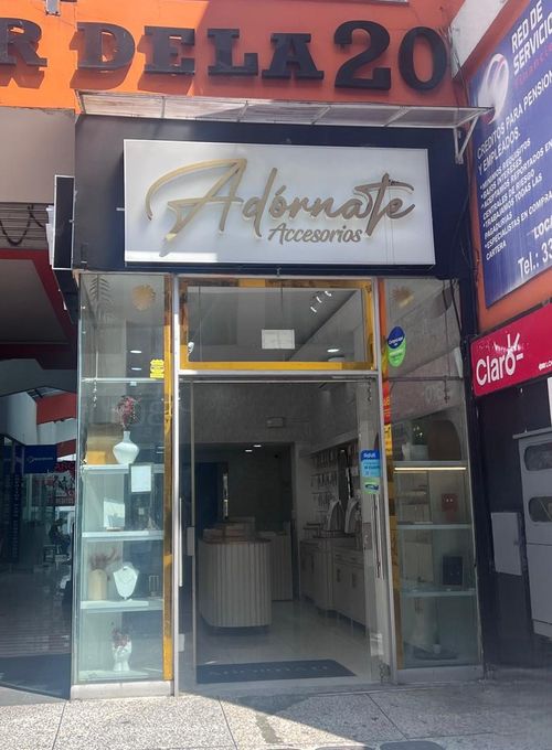 Local en  Arriendo en Sector plaza de bolivar, Pereira - Imagen 1