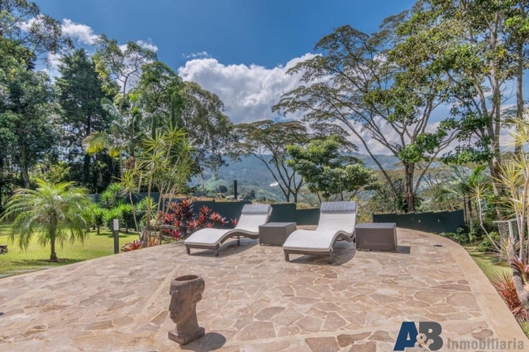 Edificio en venta en Loma del Escobero, Envigado - Miniatura 14