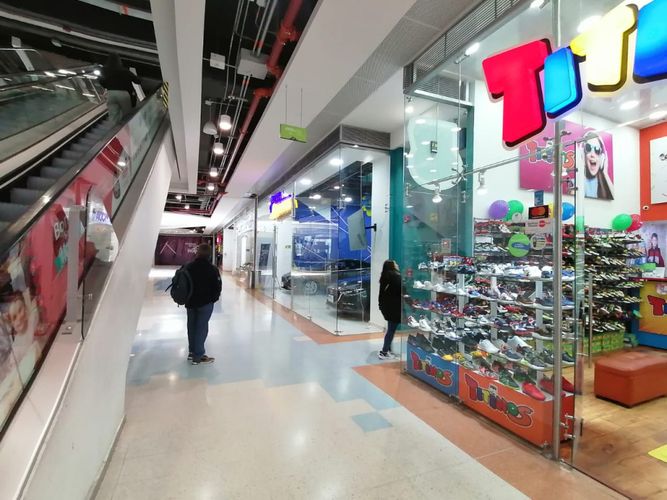 Local en arriendo en Bogotá - Miniatura 6
