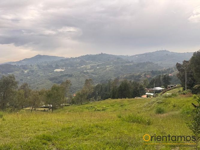 Finca en Arriendo en Santa Elena, Medellín - Miniatura 16