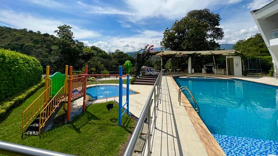 Finca en Arriendo en Santafe de antioquia - Miniatura 19