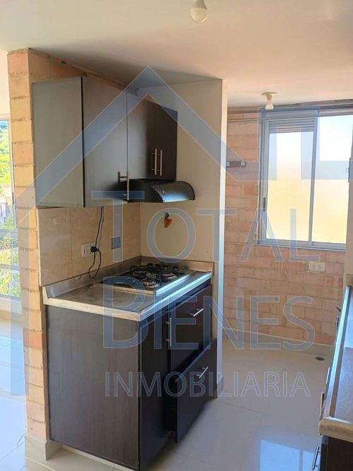 Apartaestudio en Arriendo en El Poblado, Medellín - Miniatura 4