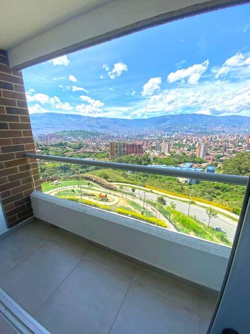 Apartamento en Venta en Calasanz, Medellín - Imagen 1