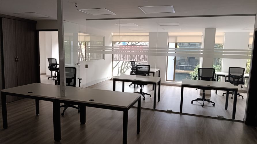 Oficina en Arriendo en Chico norte, Bogotá - Miniatura 2