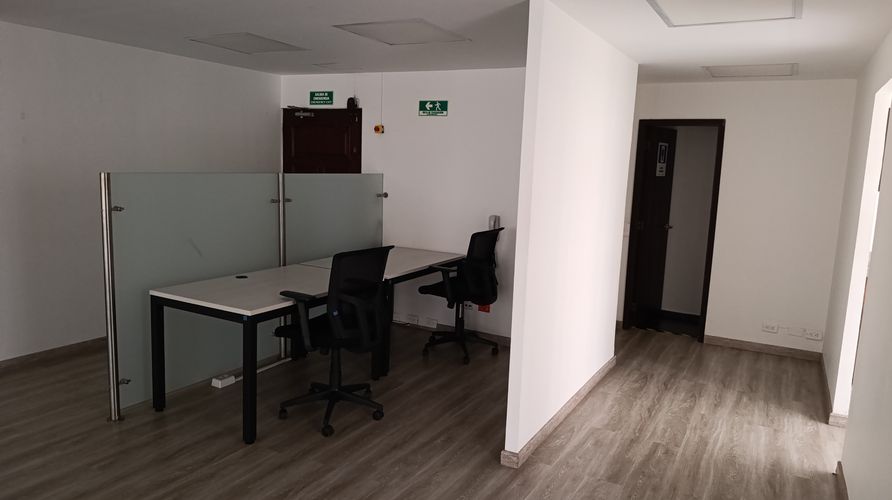 Oficina en Arriendo en Chico norte, Bogotá - Miniatura 3