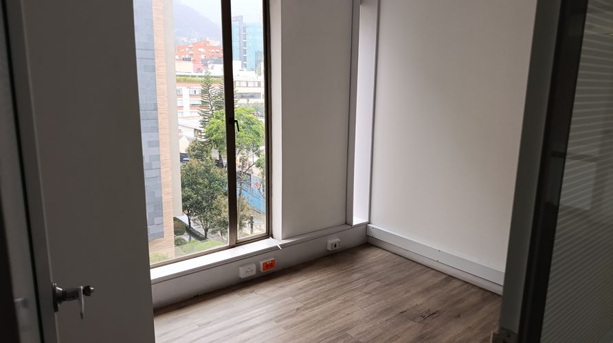 Oficina en Arriendo en Chico norte, Bogotá - Miniatura 5