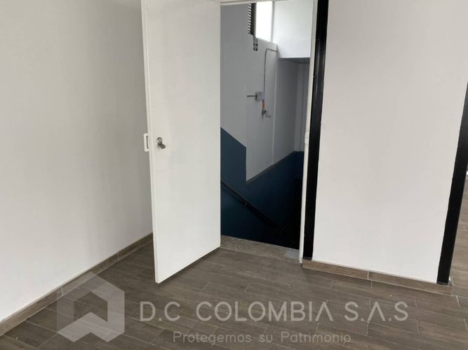 Local en Arriendo en Industrial centenario, Bogotá - Miniatura 6