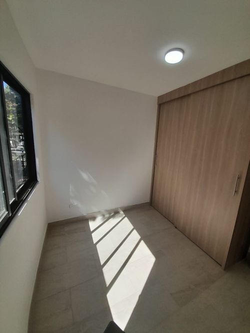 Apartaestudio en Arriendo en La castellana, Medellín - Miniatura 4