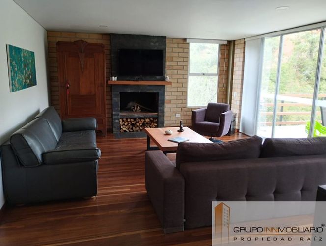 Casa en arriendo en Comuna 5, Medellín - Imagen 1