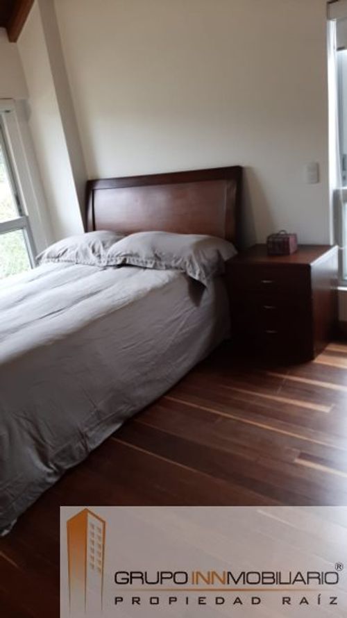 Casa en arriendo en Comuna 5, Medellín - Miniatura 9