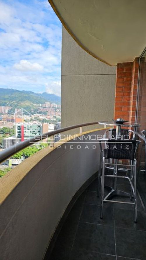 Apartaestudio en arriendo en El Poblado, Medellín - Miniatura 9