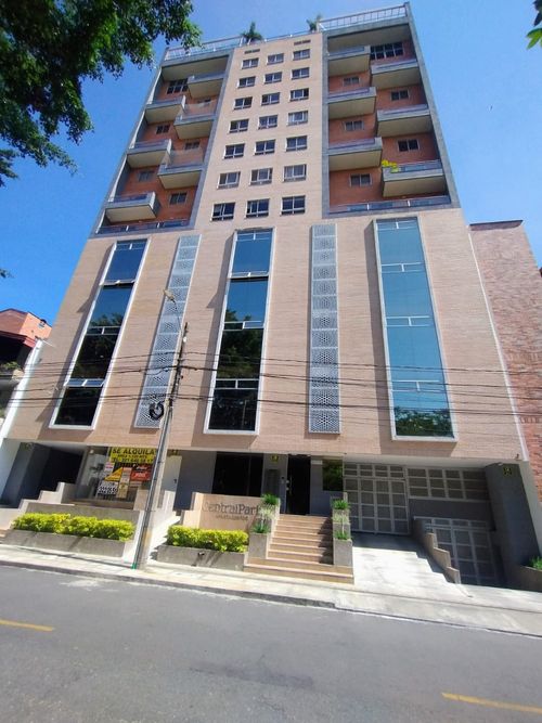 Apartamento en  Arriendo en Conquistadores, Medellín - Miniatura 2