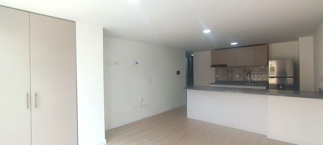 Apartaestudio en Venta en Santa Barbara, Bogotá - Miniatura 2