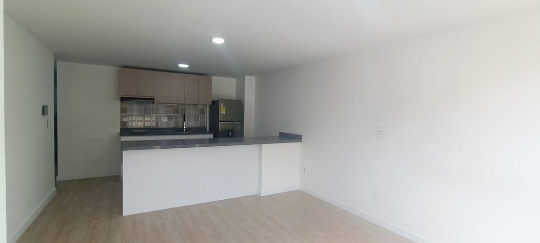Apartaestudio en Venta en Santa Barbara, Bogotá - Miniatura 4