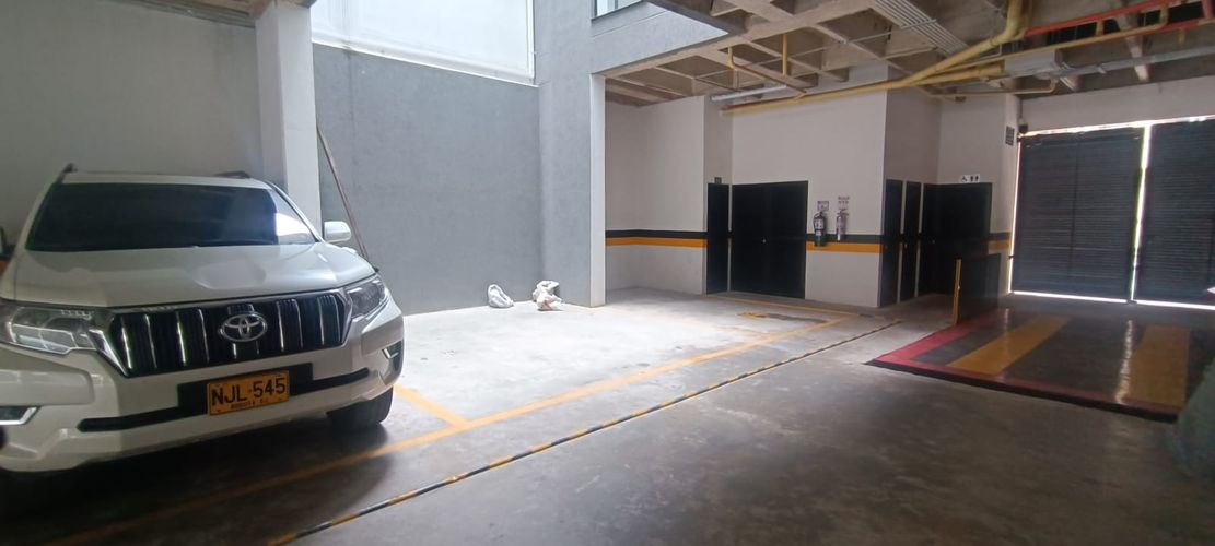 Apartaestudio en Venta en Santa Barbara, Bogotá - Miniatura 12