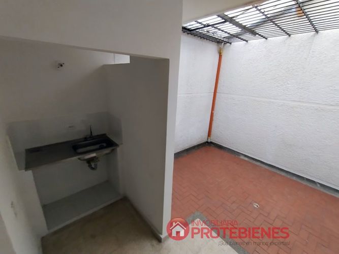 Local en Arriendo en El Carmelo, Itaguí - Miniatura 4