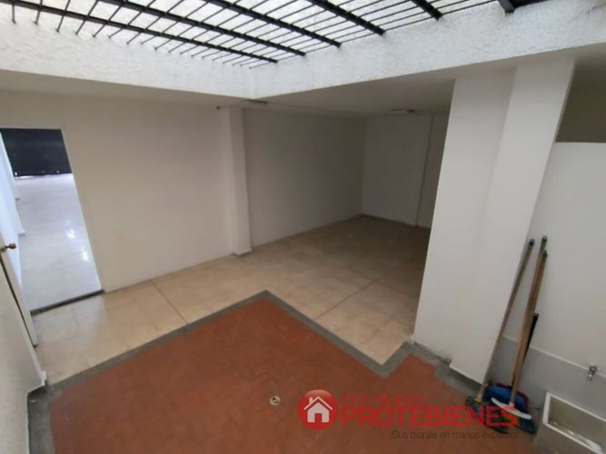 Local en Arriendo en El Carmelo, Itaguí - Miniatura 10