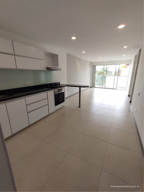 Apartamento en venta en Ciudad jardin, Cali - Miniatura 2