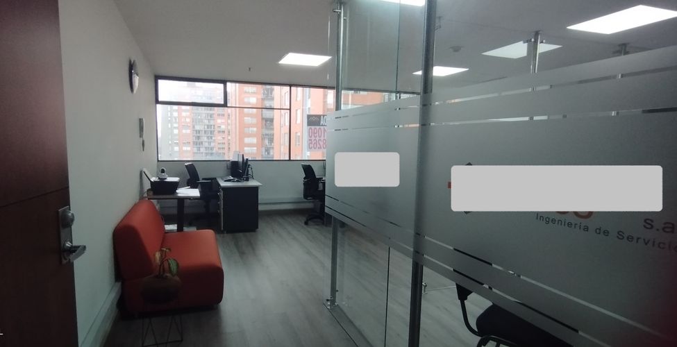 Oficina en Arriendo en La felicidad, Bogotá - Miniatura 2