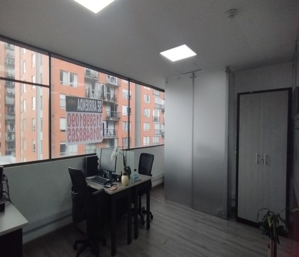 Oficina en Arriendo en La felicidad, Bogotá - Miniatura 4