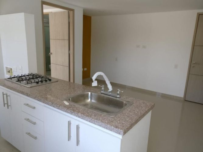 Apartaestudio en Arriendo en Ciudad jardin, Barranquilla - Miniatura 4