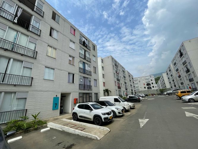 Apartamento en Venta en Guabinas, Yumbo - Miniatura 5