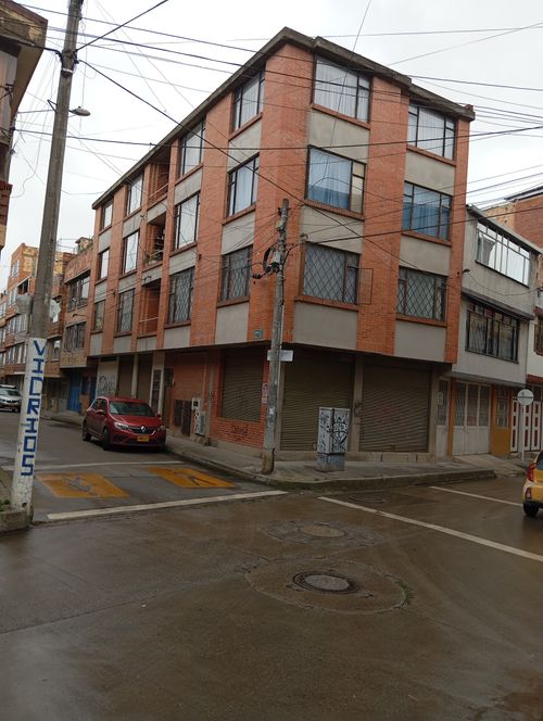 Local en Venta en Nueva tibabuyes, Bogotá - Imagen 1