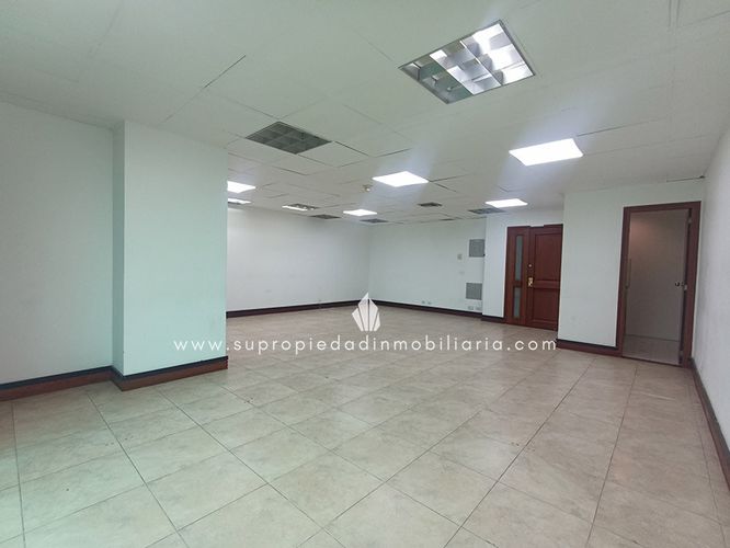 Oficina en  Arriendo en El Poblado, Medellín - Miniatura 4