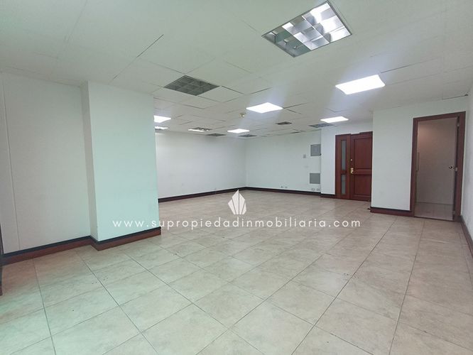 Oficina en  Arriendo en El Poblado, Medellín - Miniatura 8