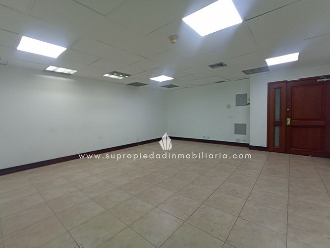 Oficina en  Arriendo en El Poblado, Medellín - Miniatura 10