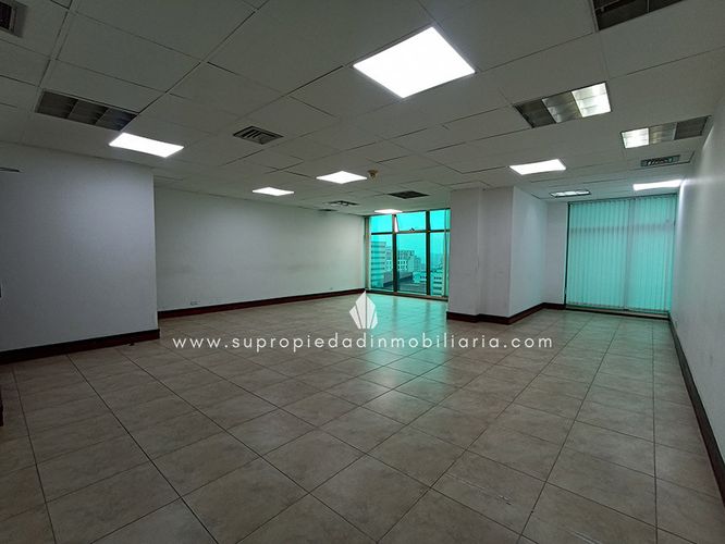 Oficina en  Arriendo en El Poblado, Medellín - Miniatura 14