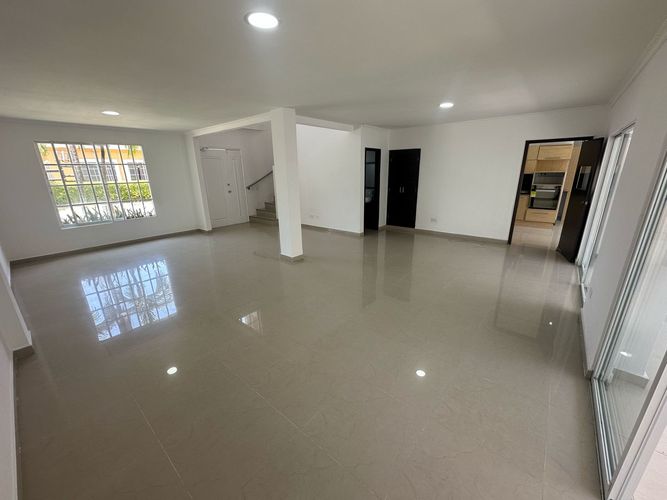 Casa en Arriendo en Cr.la castellana, Barranquilla - Miniatura 4