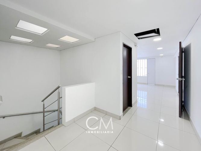 Oficina en Arriendo en Barrios Unidos, Bogotá - Miniatura 3