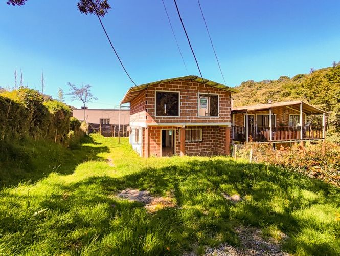 Finca en Arriendo en Perico, Envigado - Miniatura 2