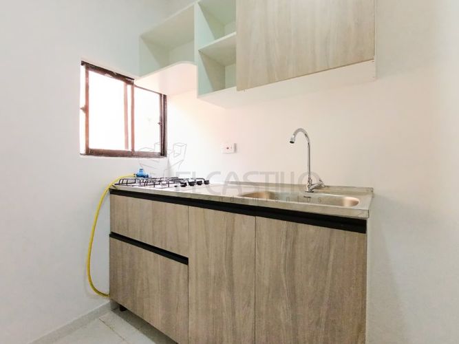 Apartaestudio en  Arriendo en Belén Miravalle, Medellín - Miniatura 2