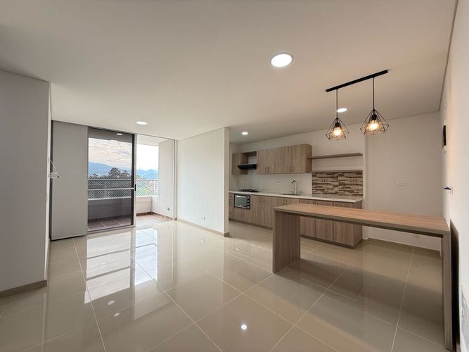 Apartamento en Arriendo en Camino Verde, Envigado - Miniatura 3