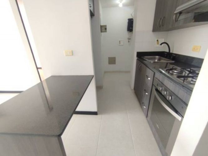 Apartamento en Arriendo en Prados de Sabaneta, Sabaneta - Miniatura 3
