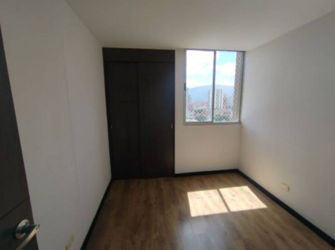 Apartamento en Arriendo en Prados de Sabaneta, Sabaneta - Miniatura 5