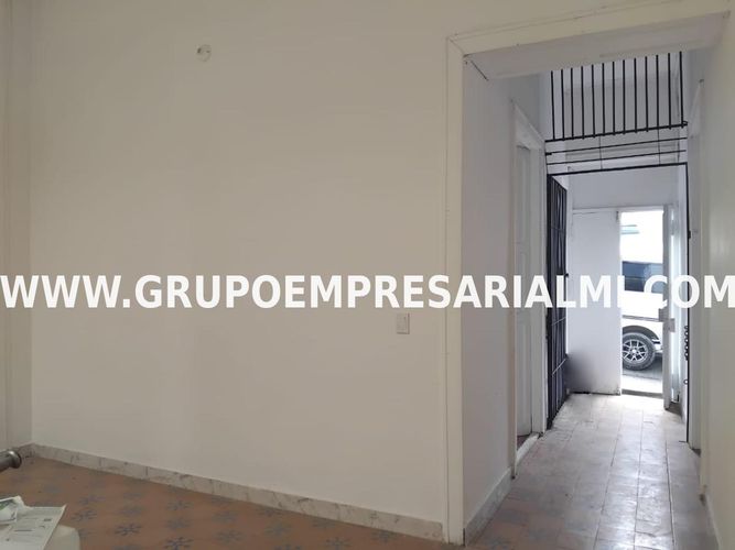 Apartaestudio en Arriendo en Prado, Medellín - Miniatura 2