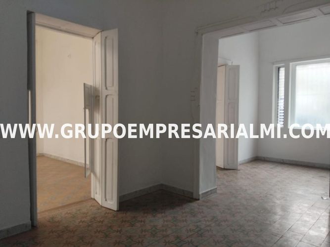 Apartaestudio en Arriendo en Prado, Medellín - Miniatura 3